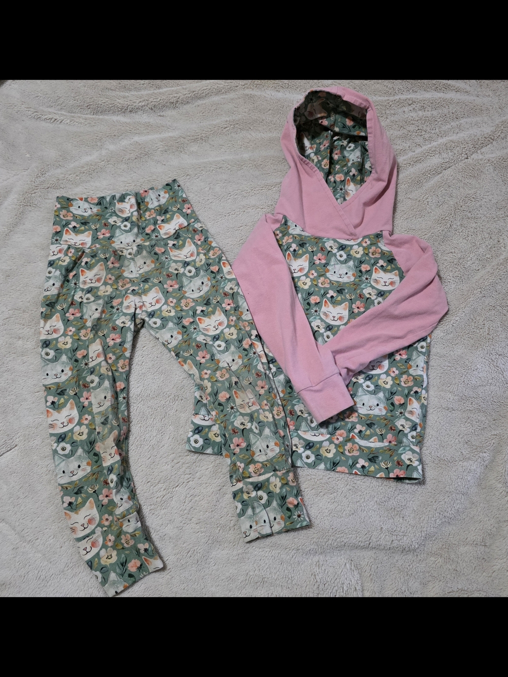 Girls Cat Print Hoodie & Leggings Set - Pink and Green